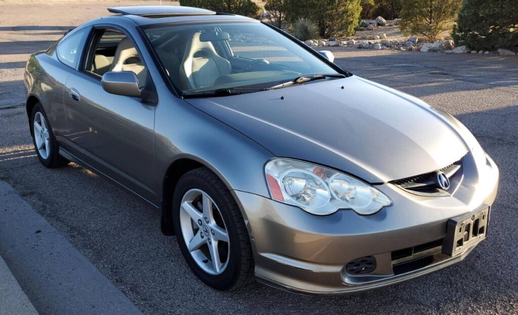 How Does the Quantum Gray Metallic Acura RSX Perform